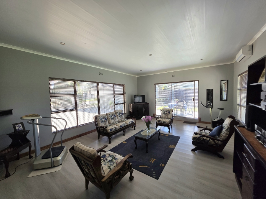 4 Bedroom Property for Sale in Jan Cillierspark Free State